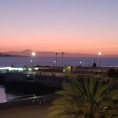 Cerca De La Playa De Canteras Apartamento *